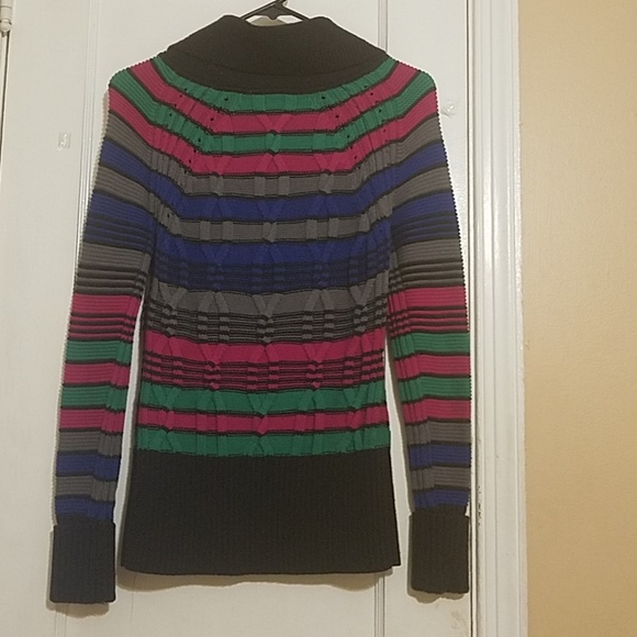 Womens sweater - Picture 2 of 2